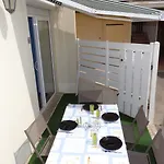 Meuble De Tourisme 2*, T2 Cabine, Rdc, 4 Couchages, A Plage. Apartmán *
