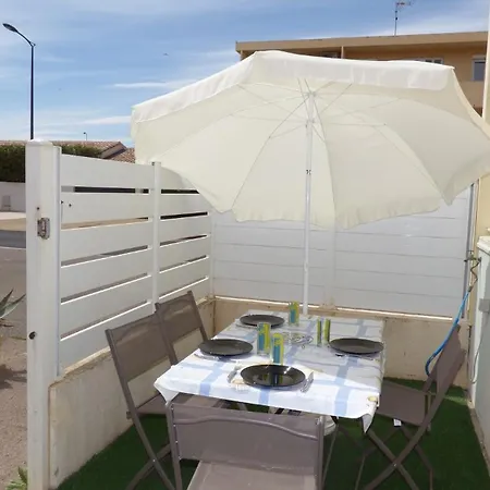 Meuble De Tourisme 2*, T2 Cabine, Rdc, 4 Couchages, A Plage. *